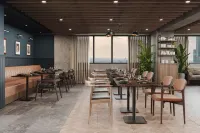 Four Points by Sheraton Elazig B E L E D İ Y E Ç O C U K E Ğ İ T İ M T R A F İ K P İ S T İ P A R K附近的飯店