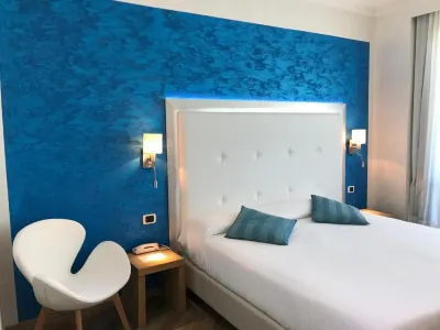 Hotel Europa Hoteles cerca de Capilla de los Scrovegni
