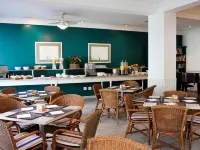 Vitória Hotel Residence NewPort Hotels near UNICAMP