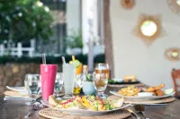 Saravoan-Kep Hotel - breakfast