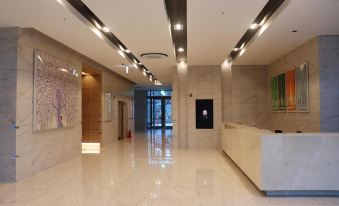 J-One Hotel