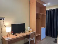 Halo Hotel