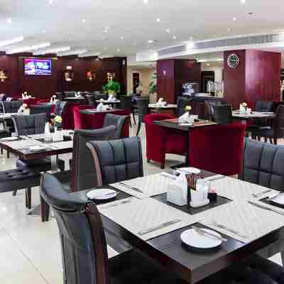 Tourist Hotel Dining/Meeting Rooms