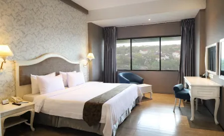 Le Polonia Hotel & Convention Medan