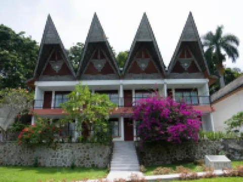 Toledo Inn Hoteles en Simanindo