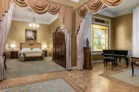 Гостиница Националь - С парковкой