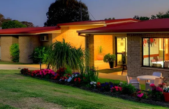 穆爾根市汽車旅館