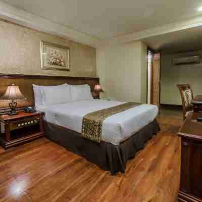 Villa Caceres Hotel Rooms