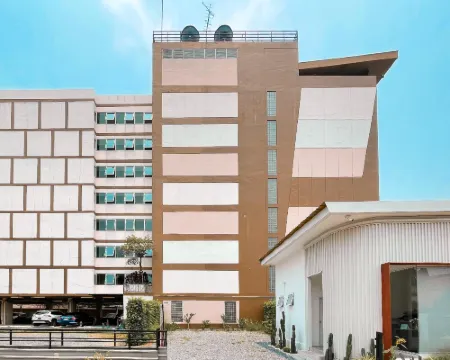 คริสตัลเพลส