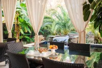 Romanov Palm Hotel - bar