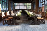 Taurukh Hotels in Dombay