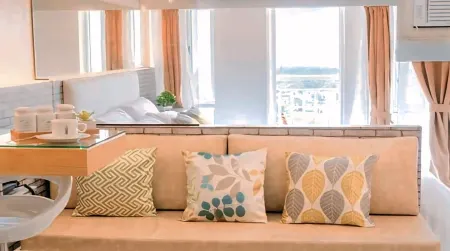 Light & Chic - Mi Casa Tagaytay Отели рядом с достопримечательностью «La VeryOls Mountain View Garden»