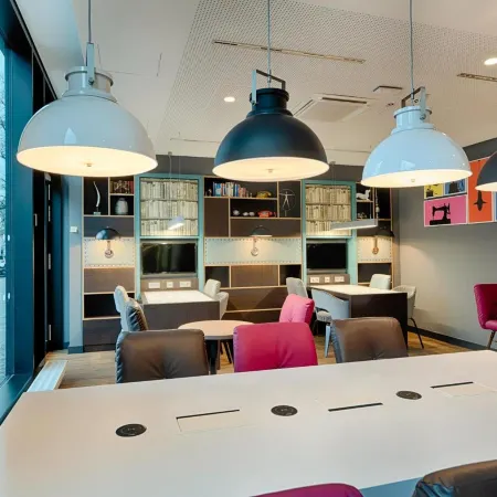 Premier Inn Berlin City Wilmserdorf Отели рядом с достопримечательностью «Станция метро Thielplatz»