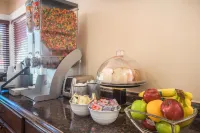 더 힐사이드 호텔 볼리바 호텔