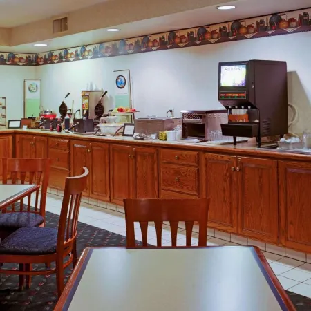 Parkview Inn & Suites, Lancaster Amish Country, PA