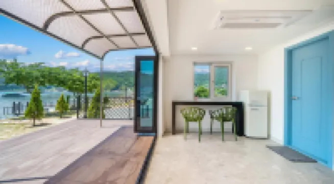 Changwon 055 Poolvilla