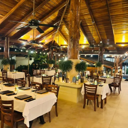 Hotel Playa Espadilla & Gardens