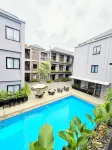 M-LIVIN Dorm Hotel - Pools