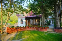 Rishikesh Yoga Ashram - Guest houses