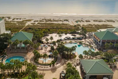 威斯汀希爾頓頭島水療度假村 Beaufort County Libraries: Hilton Head Branch附近的飯店
