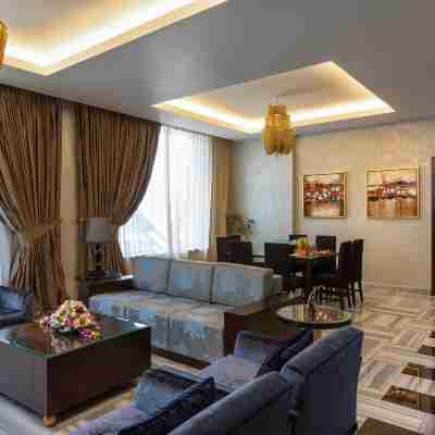 Crowne Plaza Riyadh Rdc Hotel & Convention Rooms