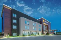 La Quinta Inn & Suites by Wyndham Tulsa Broken Arrow Hotels in Broken Arrow