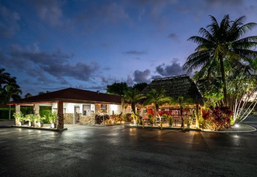 슈퍼 8 바이 윈덤 플로리다 시티 홈스테드 에버글레이즈