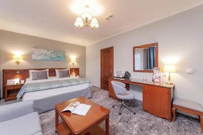 Crowne Plaza Krasnodar - Centre 45 Parallel' 주변 호텔