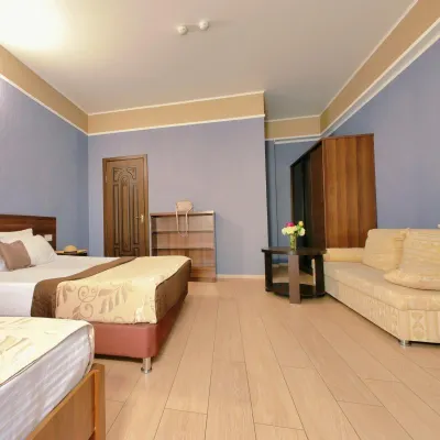 Uralskie Samotsvetyi Hotel