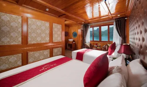 Cat Ba Gem Cruise - House Boats
