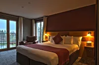 The Inn on Loch Lomond Hotels in Ласс