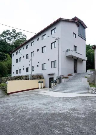 Minzu Hotel Отели рядом с достопримечательностью «Wangyou Forest»