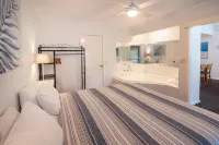 Bayshore Beachside Resort