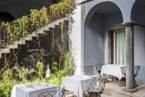 Shalai - Exclusive Spa and Small Gourmet Hotel - servizio colazione