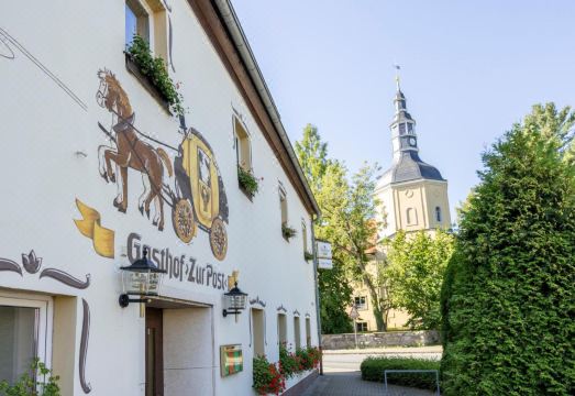 1. 호텔 취르 포스..