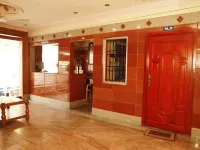 KG Grand Inn โรงแรมในเอโรด