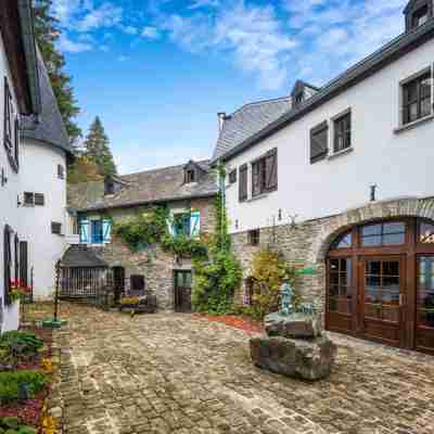 Domaine du Moulin d'Asselborn Sàrl Hotel Exterior