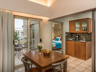 Elotis Suites