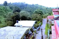 Holidayincoorg Cozy Nest - servizio colazione