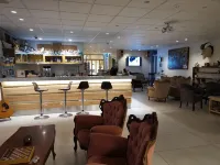 Hotel Kjarnalundur- Aurora Dream - Lodges and Rooms - bar