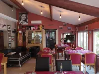 Atoll Hotel Restaurant Hotels in Frejus