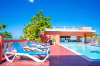 Shields Negril Villas - piscina