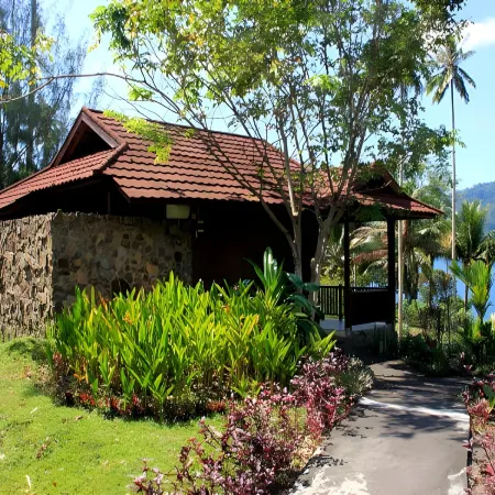 Black Sand Dive Retreat