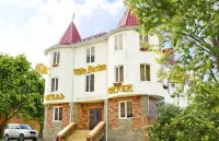 HOTEL MARTON BADEN