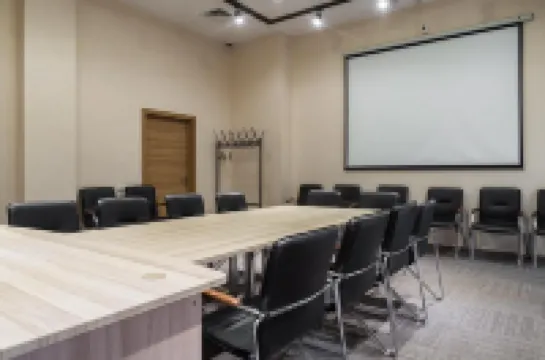 天空勒克斯酒店 納貝爾茲內耶切勒尼酒店