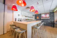 Mandarina Hotel Luxembourg Airport - bar