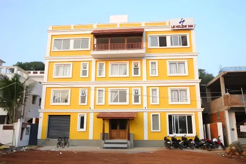 Le Holiday Inn Hotels in Bommayapalayam