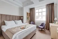 Hotel Gubernator` Các khách sạn gần Krylov Statue