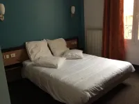 Hotel de La Place Hotels in Malakoff