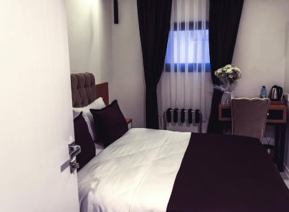 泰姆布里斯飯店